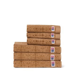 Produktbilde av Lexington Velurhåndkle med ornament - Fudge